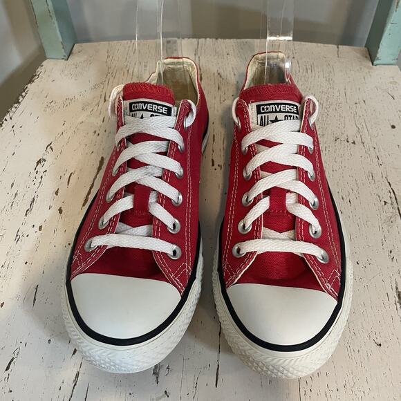 CONVERSE Chuck Taylor Low Red‎ Canvas Shoes Sneakers M9696 Size WOMENS 7/MENS 5 - Picture 3 of 8